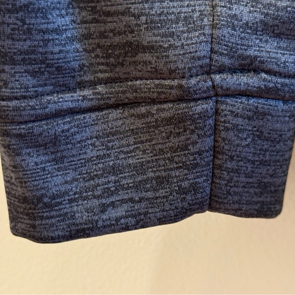 Under Armour Dark Gray Pullover Hoodie - Picture 6 of 7